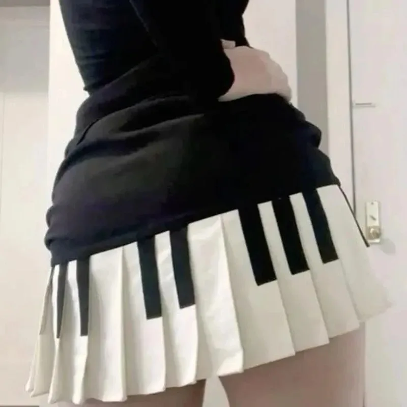 Sweet and spicy style black and white piano vintage pleated skirt for women's spring new design sense slimming and form-fitting - Image 6