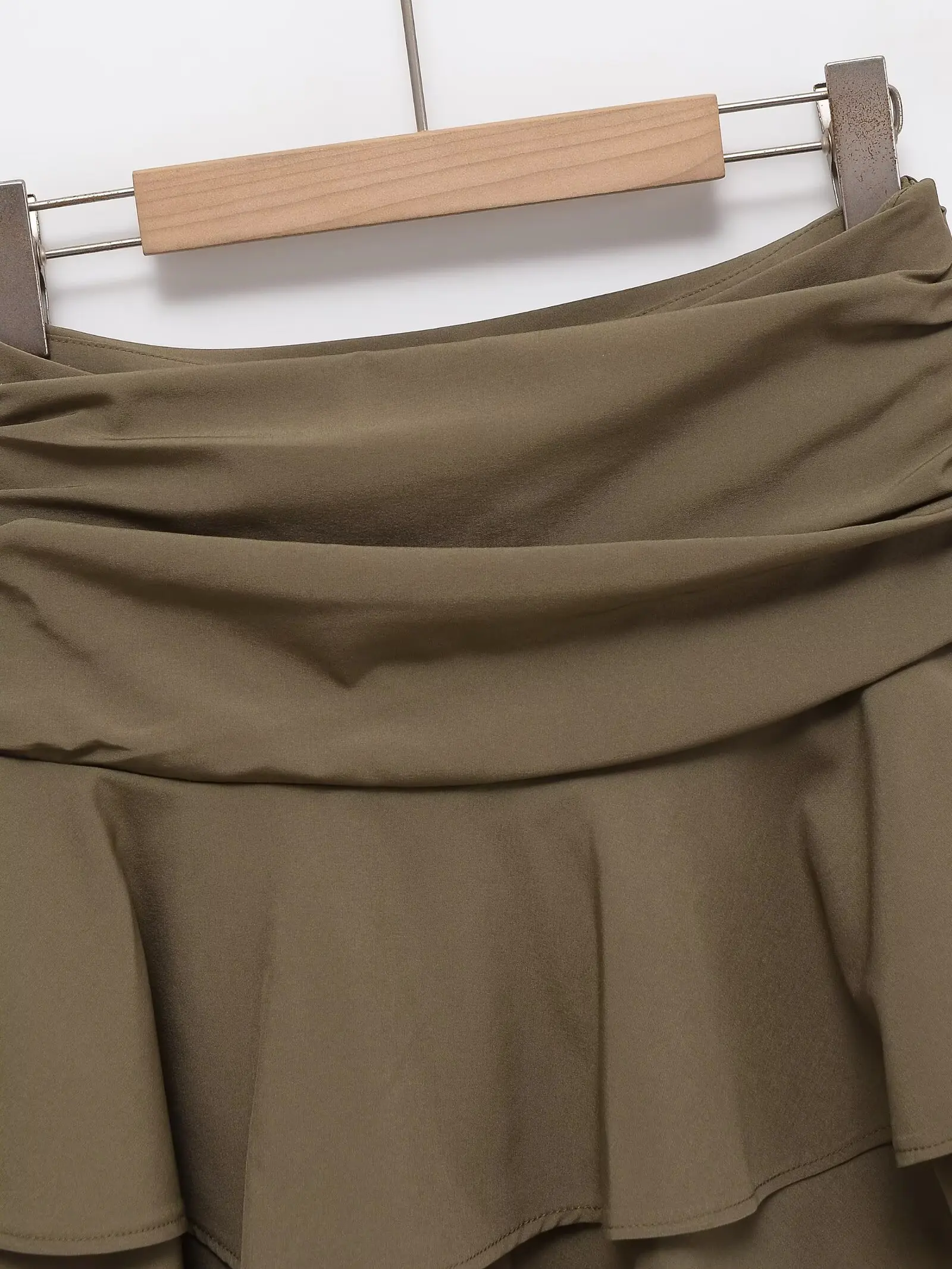 ETJ 2025 women's summer new sexy fashion hot girl style flouncy stacked decoration mid-waist short skirt pants - Image 4